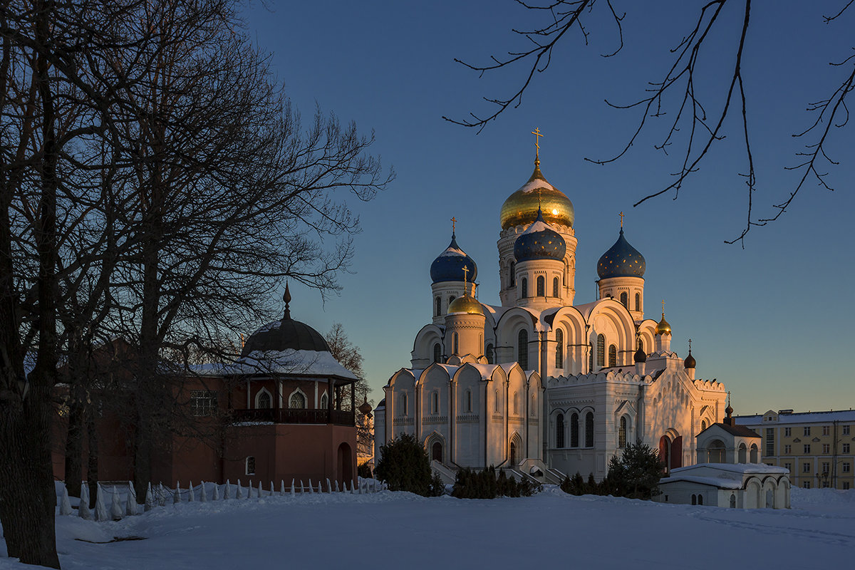 в закатных лучах - Владимир Иванов