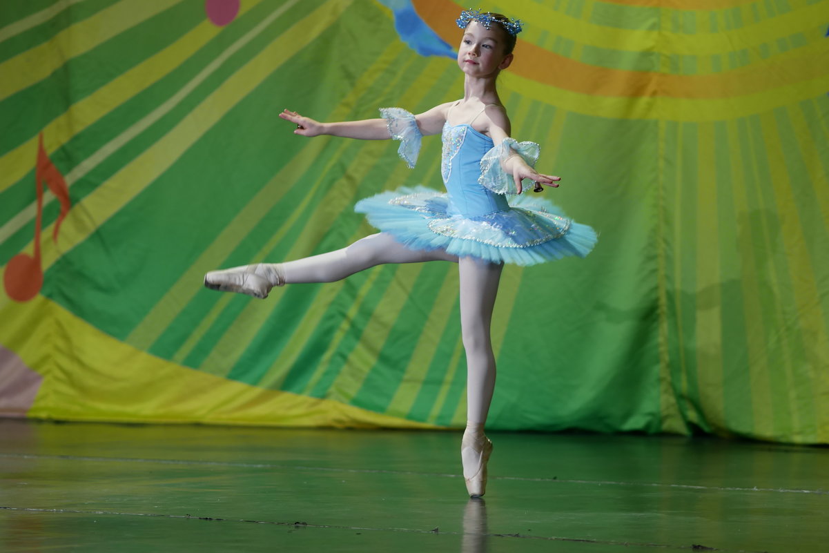 Юная балерина - Сергей Михальченко
