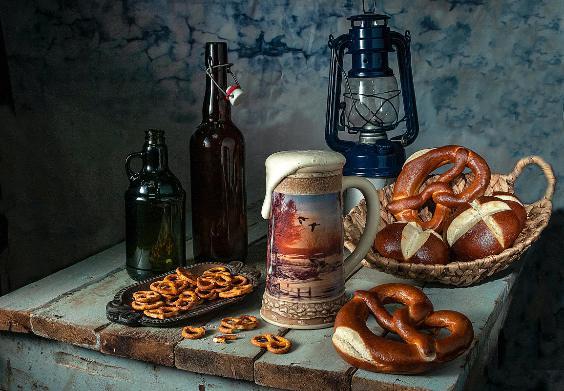 Пиво с хлебо-булочными подсолёными изделиями - Алексей Кошелев