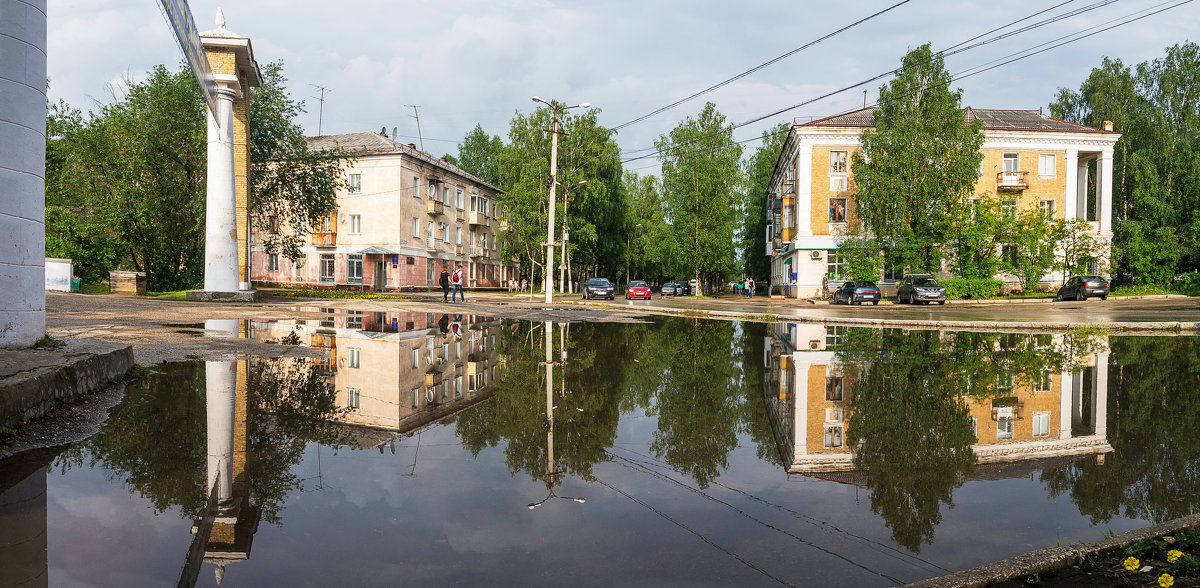 Бывает такое,что и в родном городе Венеция после ливня) - Николай Зиновьев