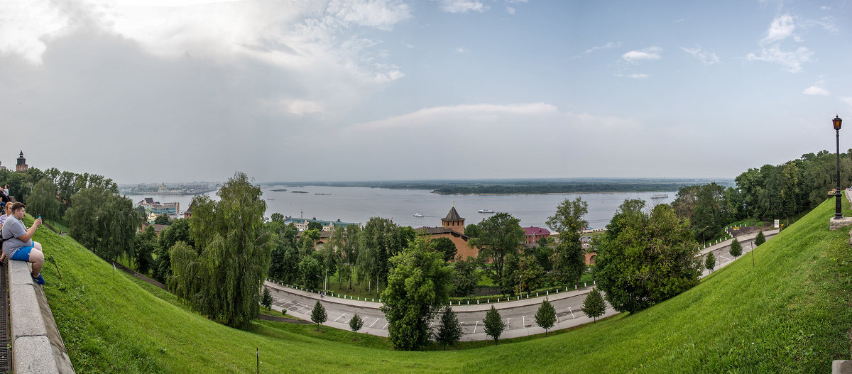 2016.07.24_3754-59  Н.Новгород. Панорама-2 raw 1280 - Дед Егор 