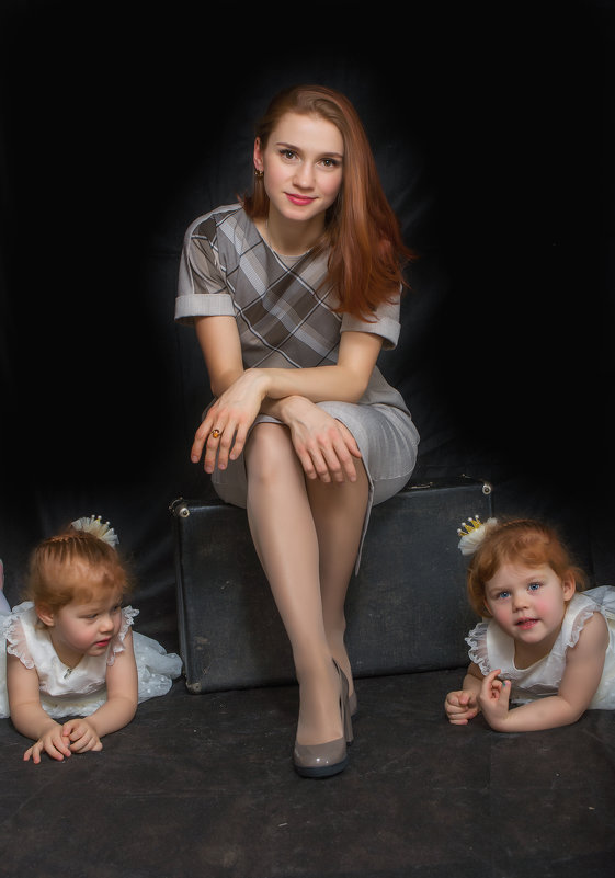 Семейный портрет - Юрий Никульников