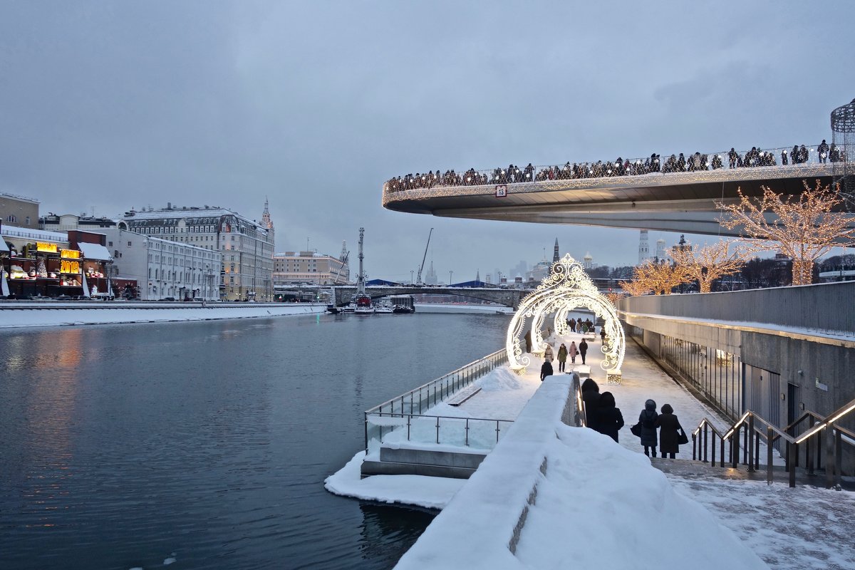 Парящий мост над Москва-рекой - Елена 