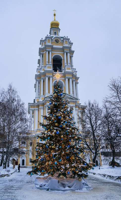 Елка в Новоспасском монастыре - Галина Бехметьева