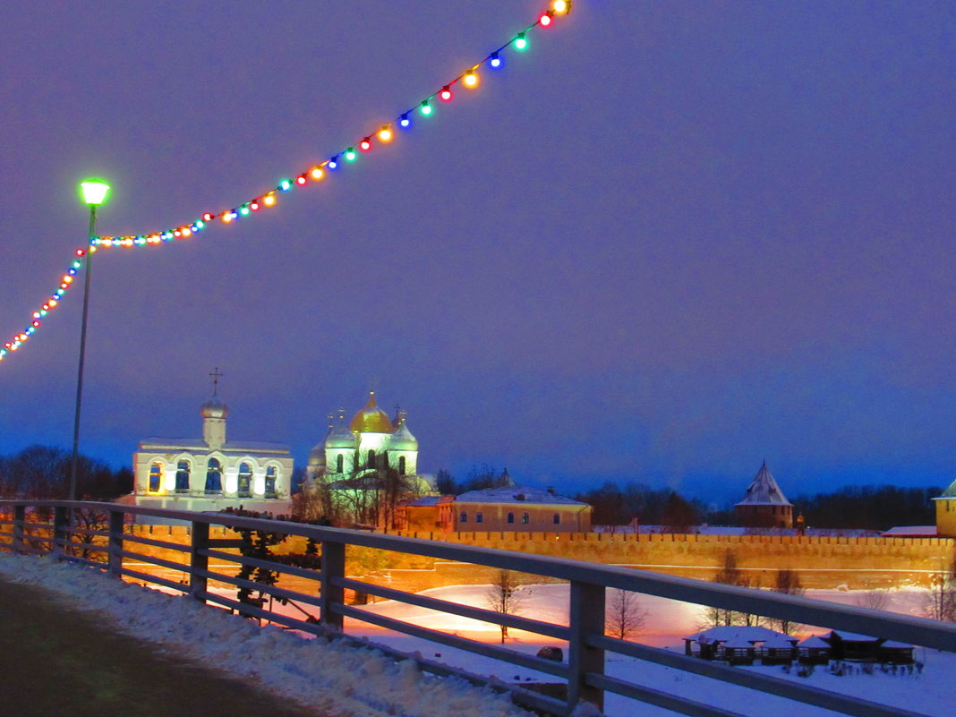 Новогодний зимний вечер в Новгородском кремле. - Татьяна Гусева