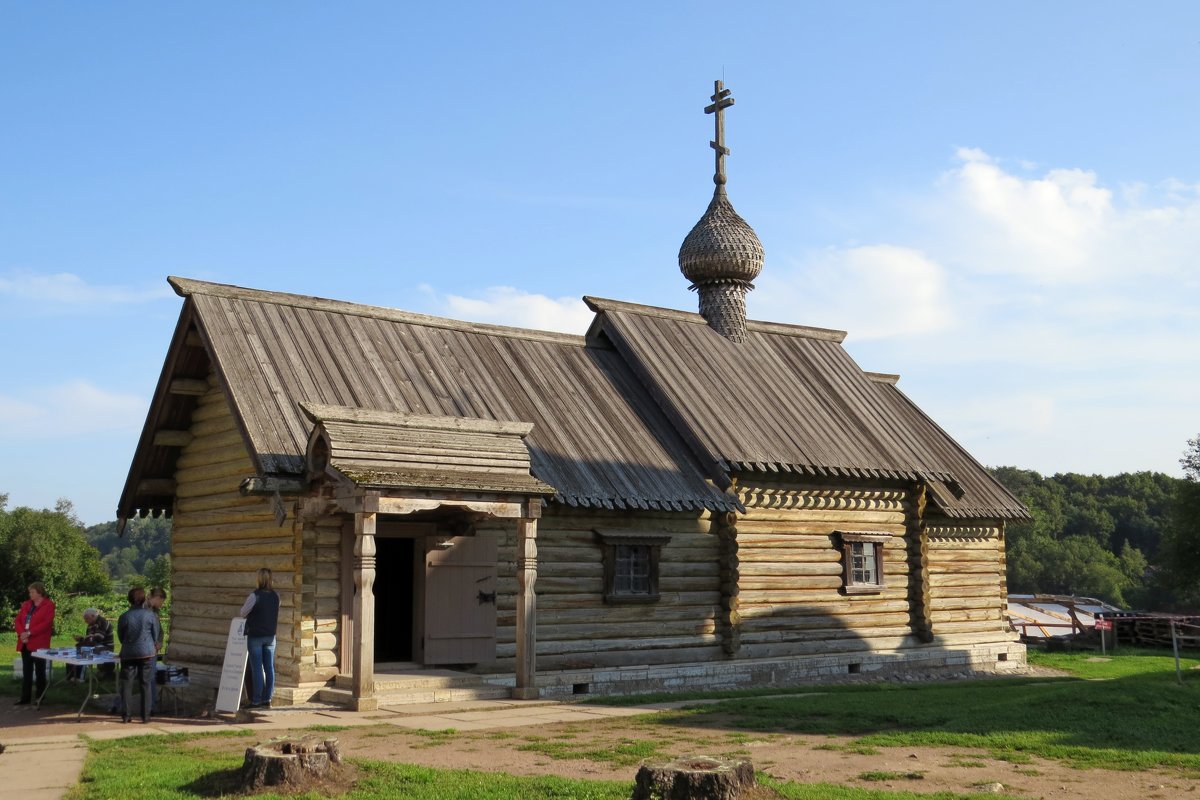 Церковь Дмитрия Солунского - Вера Щукина