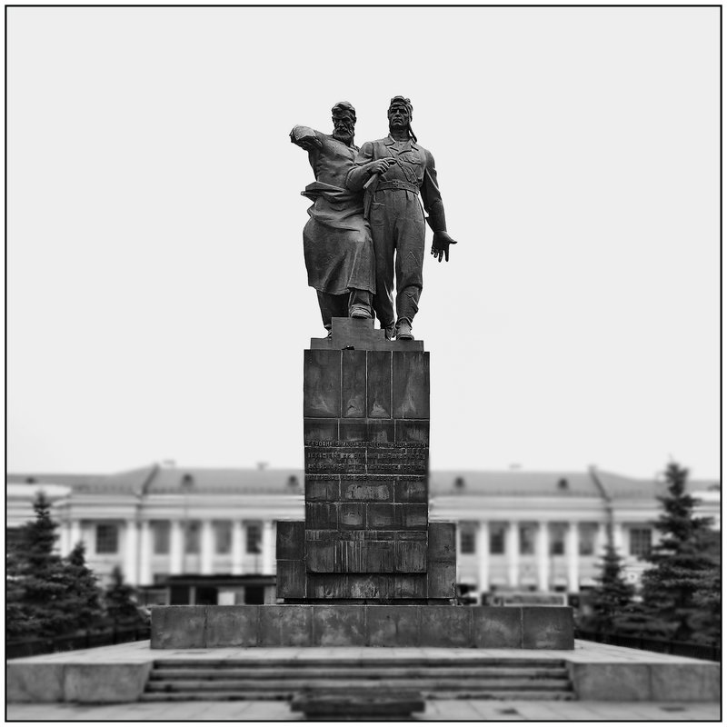 Памятник воинам Уральского добровольческого танкового корпуса - BEk-AS 62