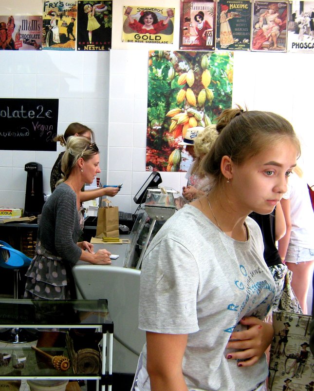 В одном из магазинов Кипра - Елена Семигина