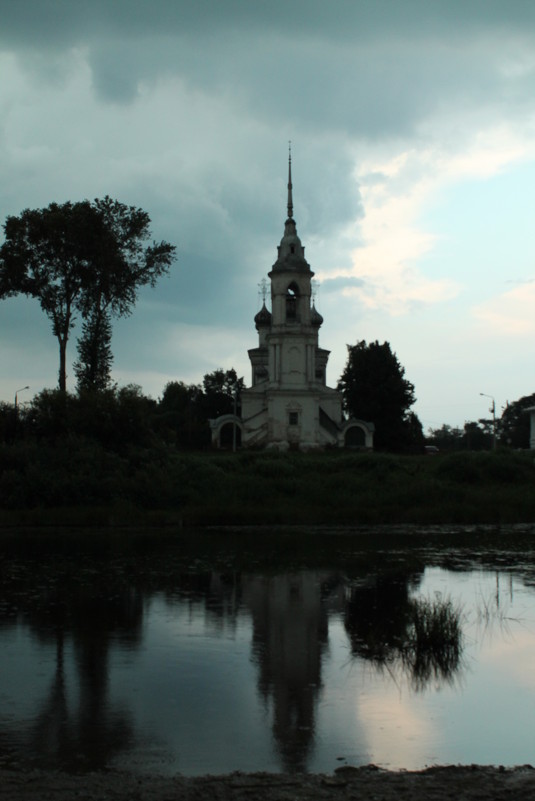 Небо перед грозой - Инна Голь