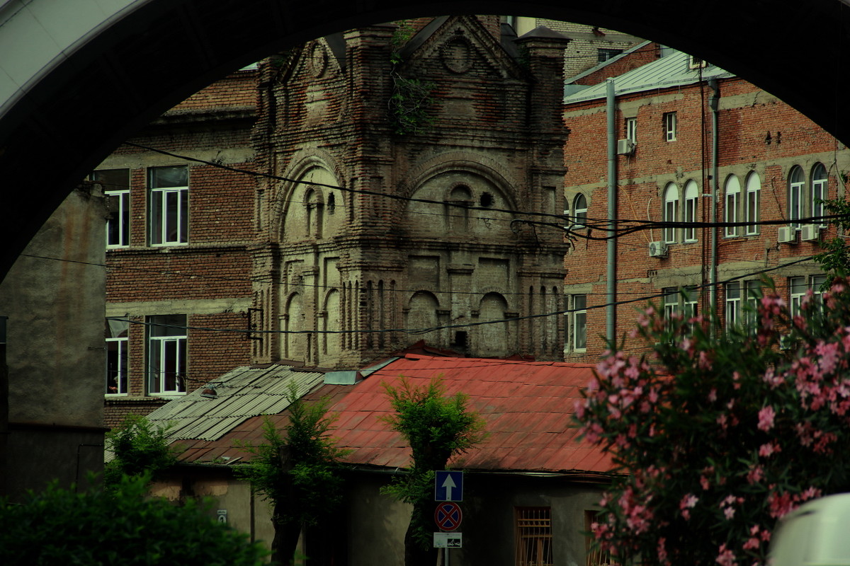 &quot;Jarmorka&quot; street - Goga Dadunashvili