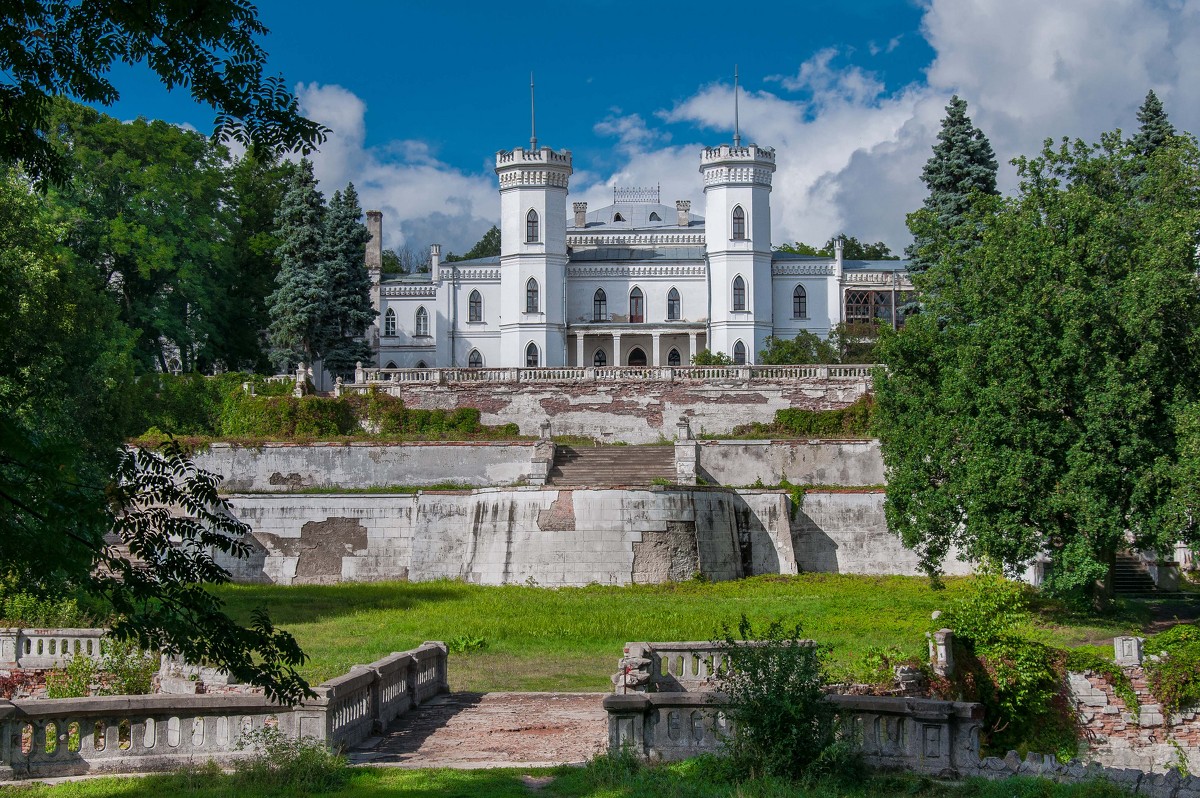Замок дворец Кенига Шаровка