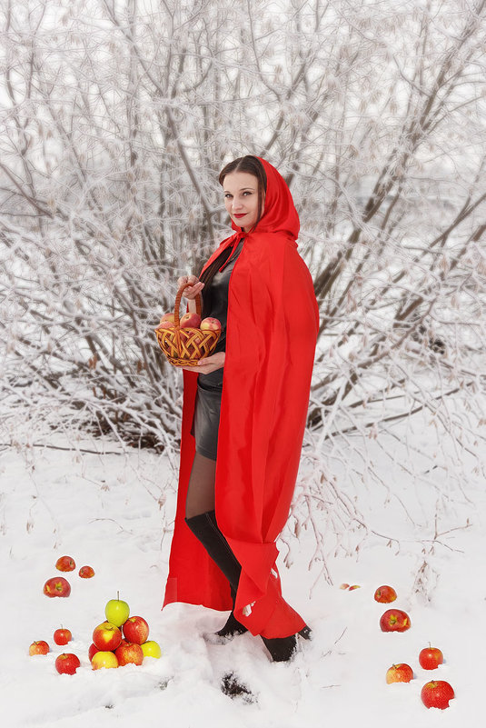 девушка с яблоками - Александр Заяц