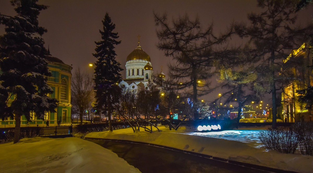 Уголок Москвы - юрий поляков