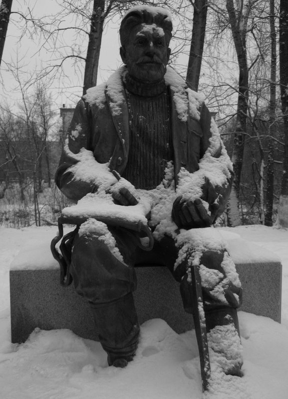 Сквер геологов - Радмир Арсеньев