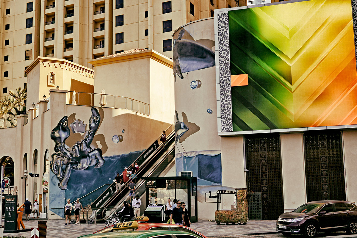 Эскалатор на улице Дубая - Alex 