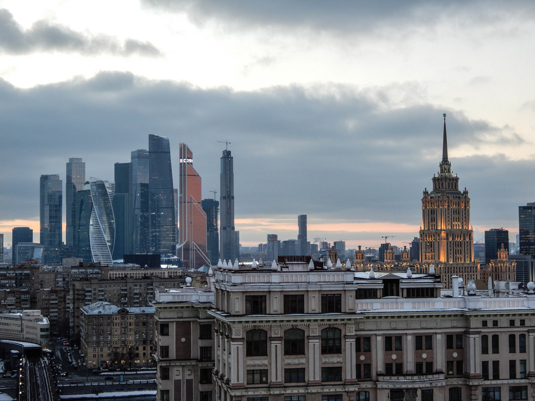 вечер над Москвой - Сергей Лындин