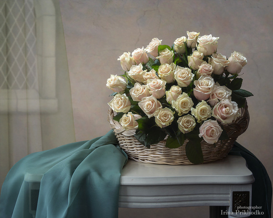 Натюрморт с белорусскими розами - Ирина Приходько