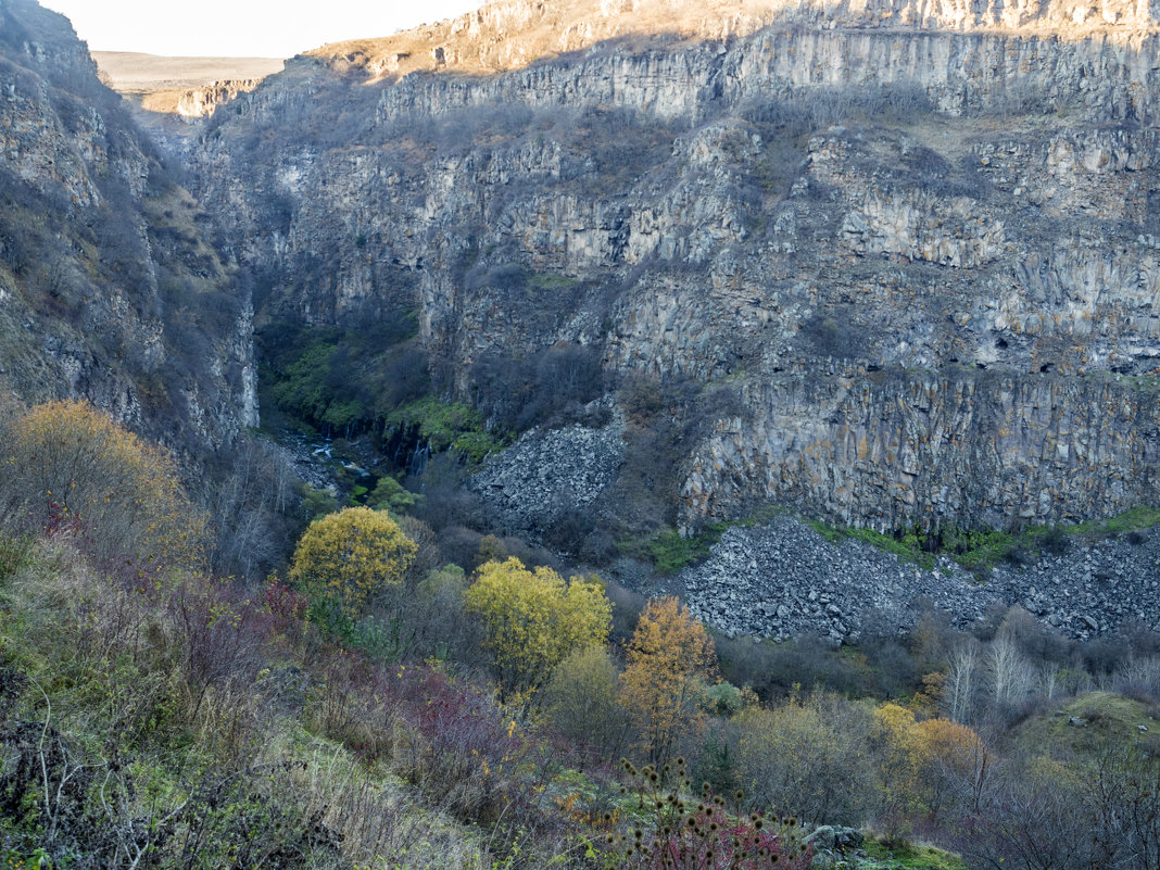 каньон - Лариса Батурова