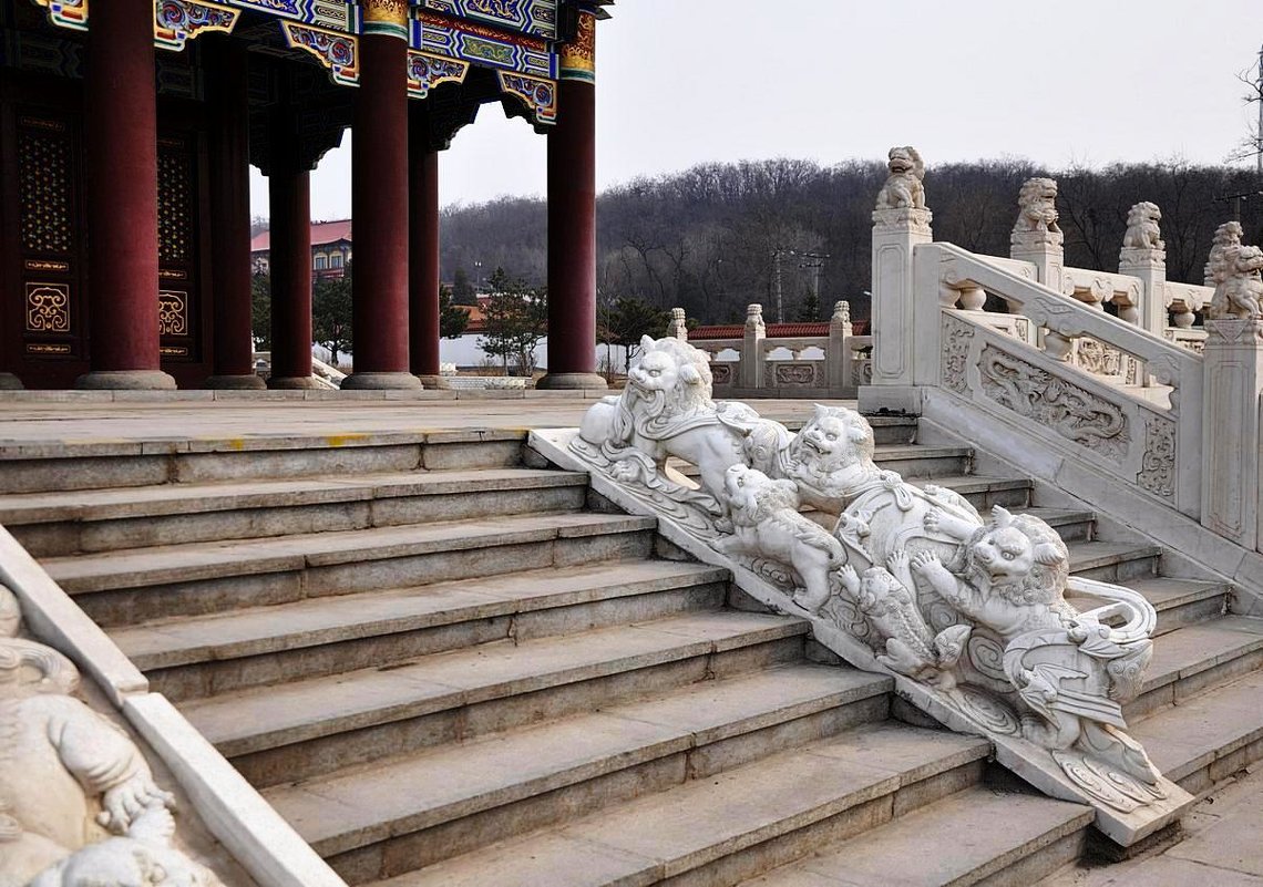 лестница перед храмом в Аньшане - Лариса Крышталь 