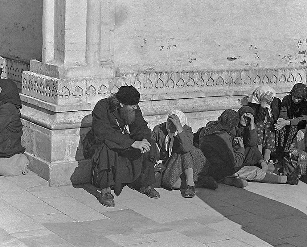 Свято-Троице Сергиева лавра. У Духовской церкви. - Игорь Олегович Кравченко