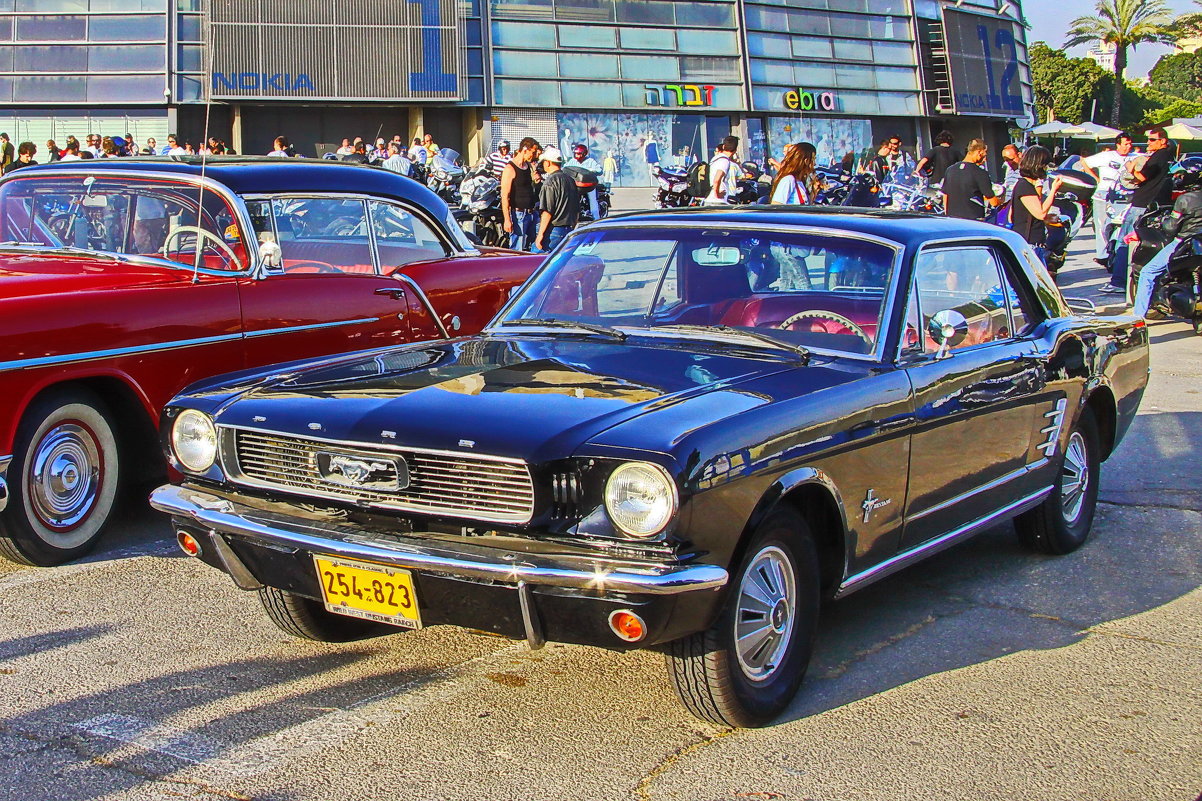 Ford Mustang поколение 1st - M Marikfoto