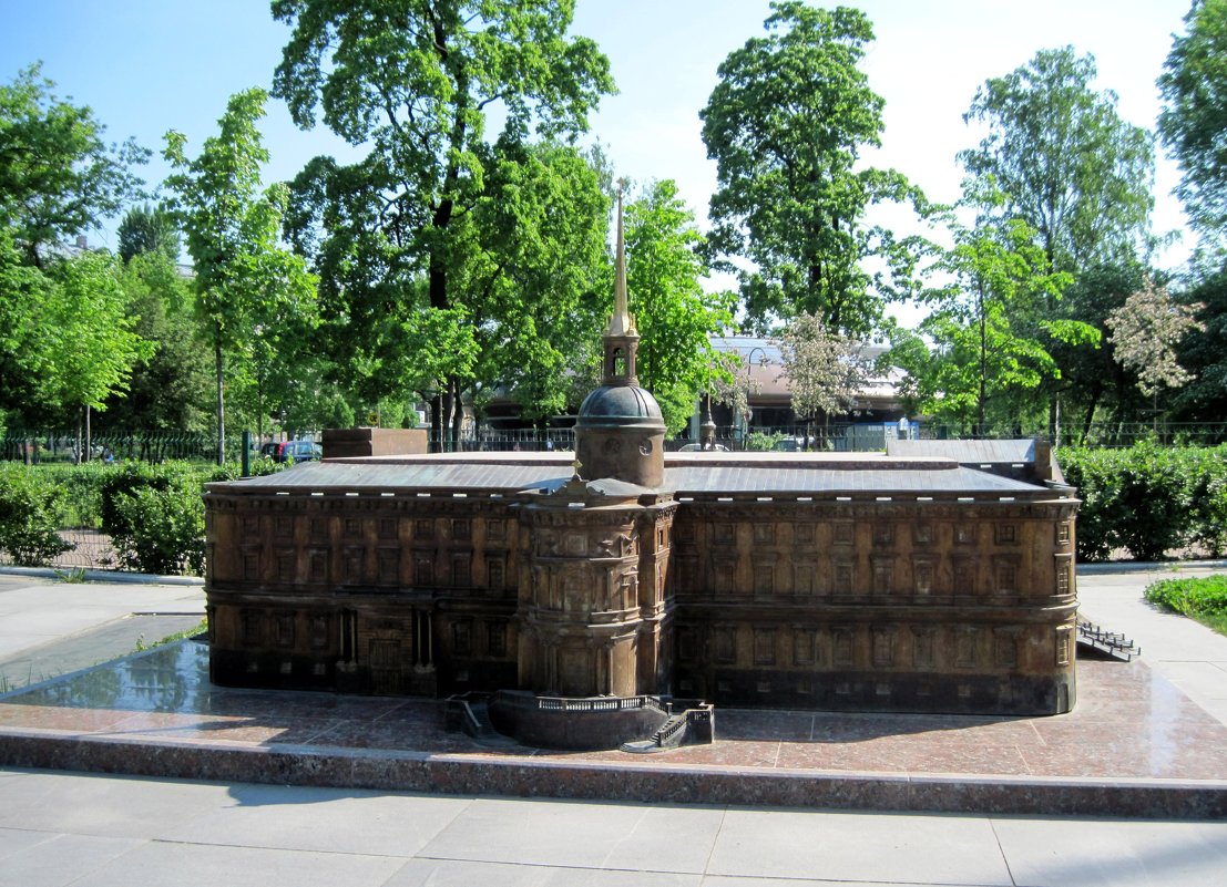 Инженерный замок в "Мини-городе" в Александровском парке. С-Пб. - Ирина ***