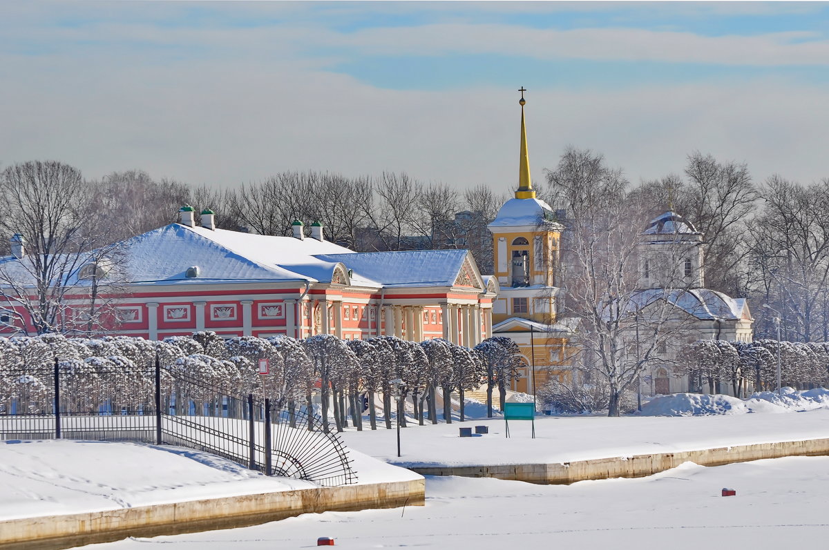 Февраль морозный - бел, роскошен - Алексей Михалев