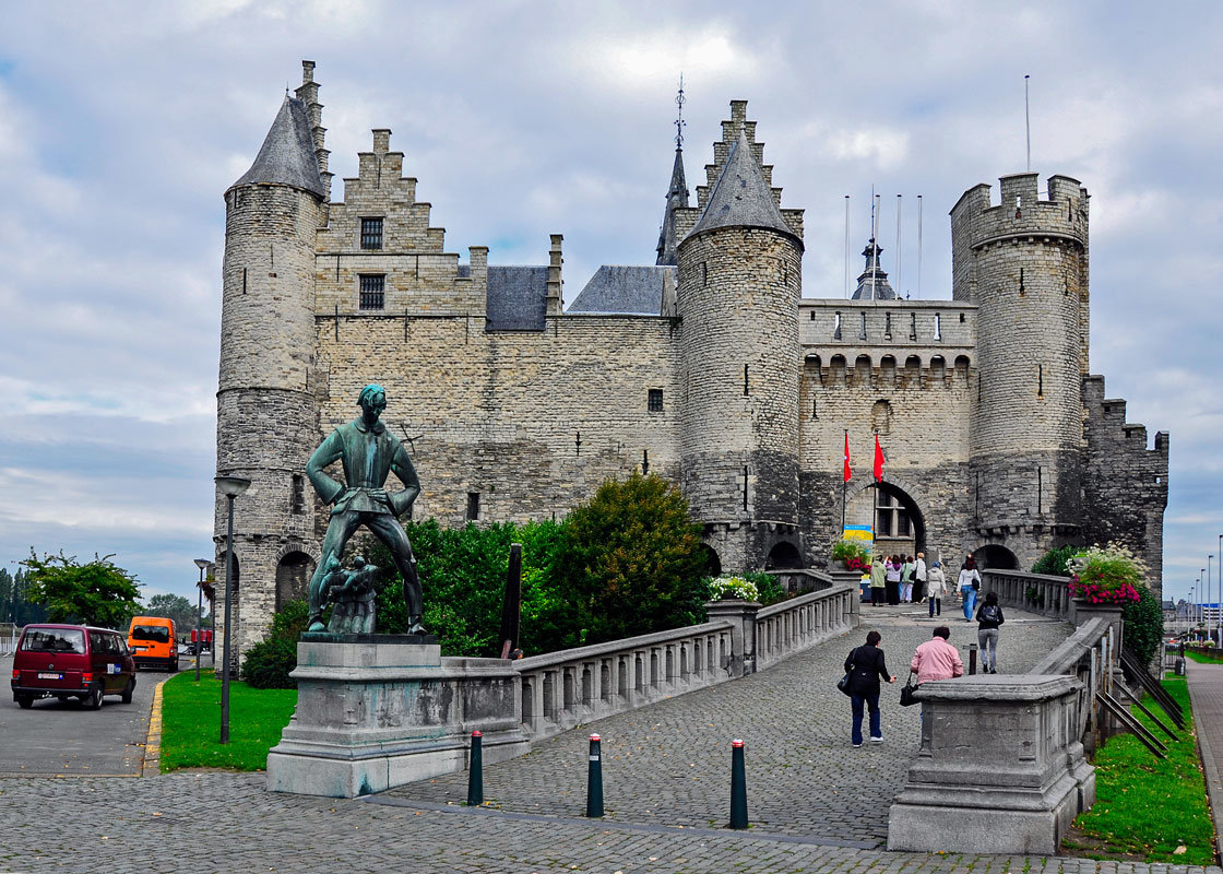 Антверпен. Замок Стен и Длинный Ваппер - Надежда Лаптева