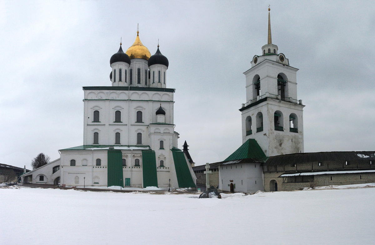 У Собора - Сергей Григорьев