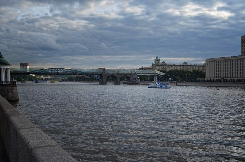 Москва-река - Роман Савоцкий