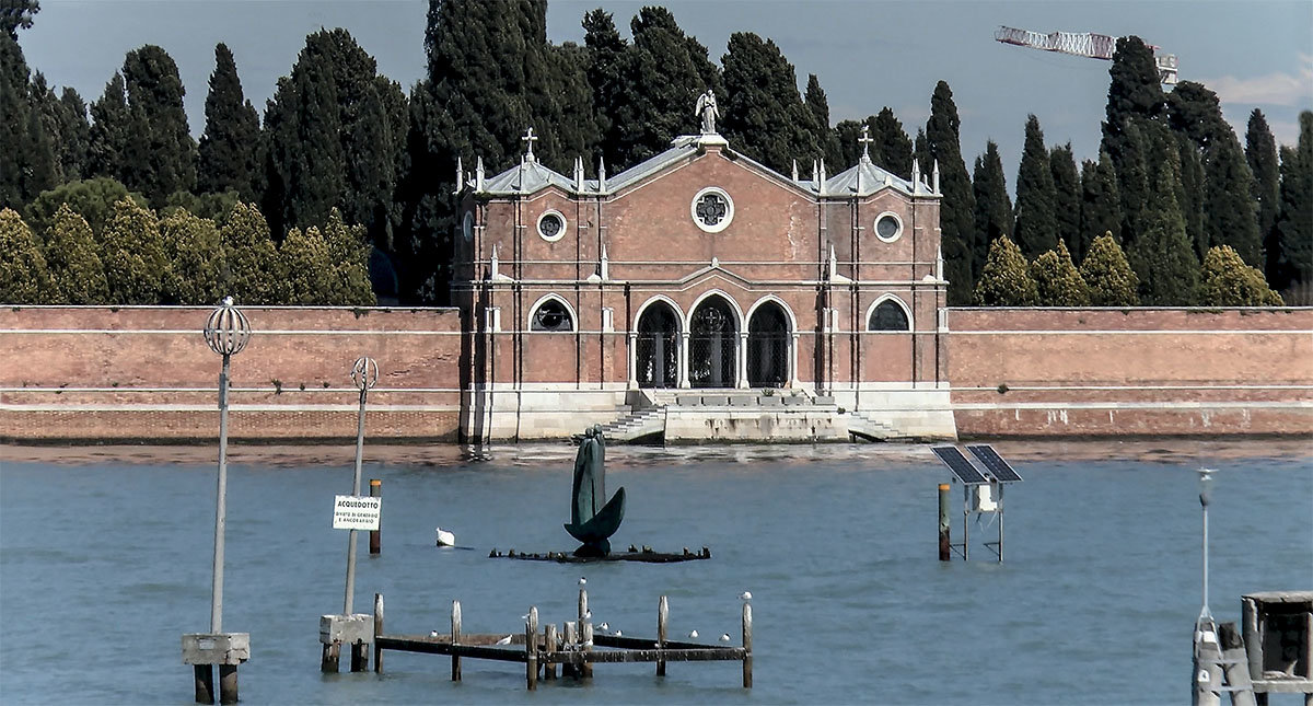 Venezia.Vista dalle fondamenta Nuova su Isola di San Michele. - Игорь Олегович Кравченко