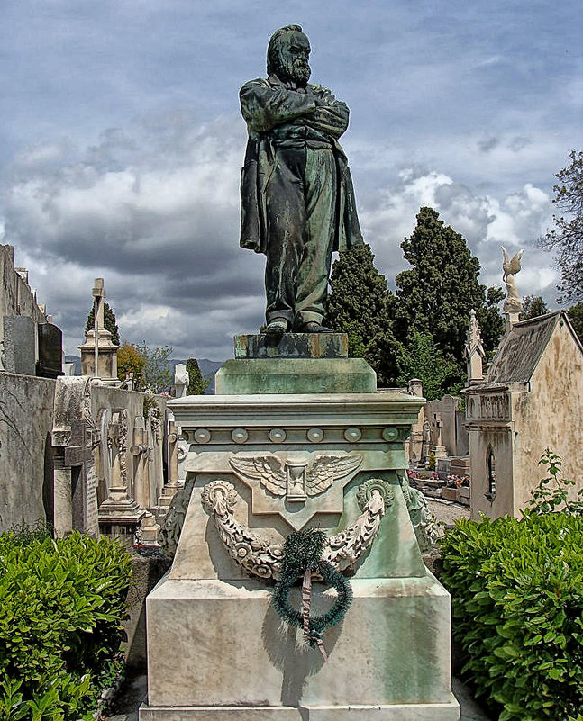 Памятник Александру Герцену на кладбище Шато - Nina Karyuk