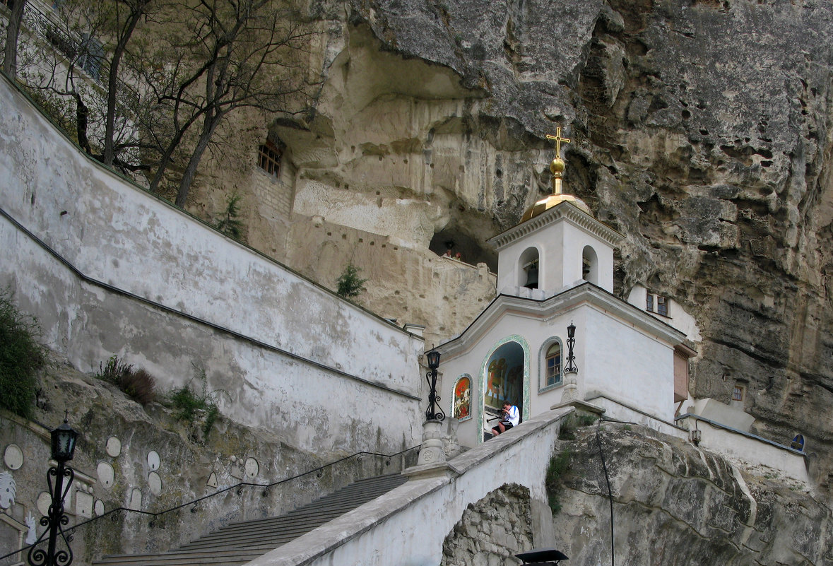Пещерный Святоуспенский монастырь. - ИРЭН@ .