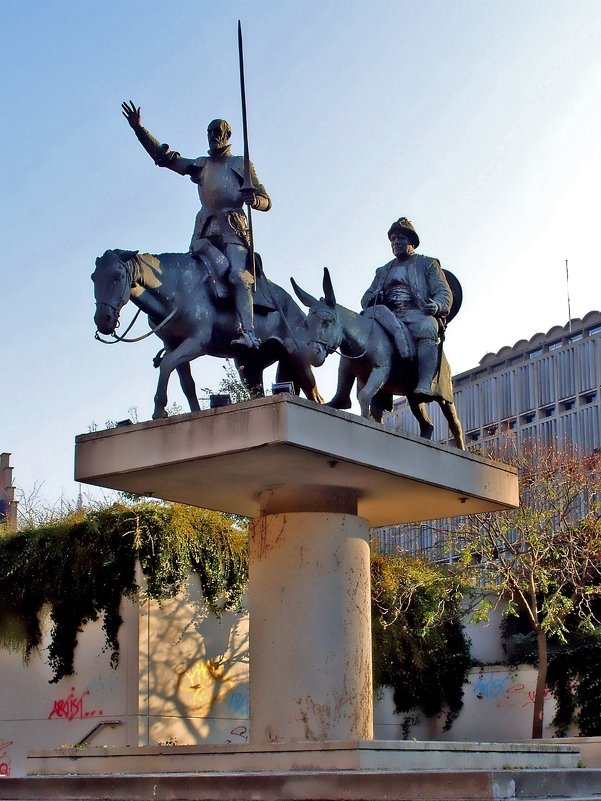 Памятник Дону Кихоту и Санчо Пансо в Брюсселе - Ольга Довженко