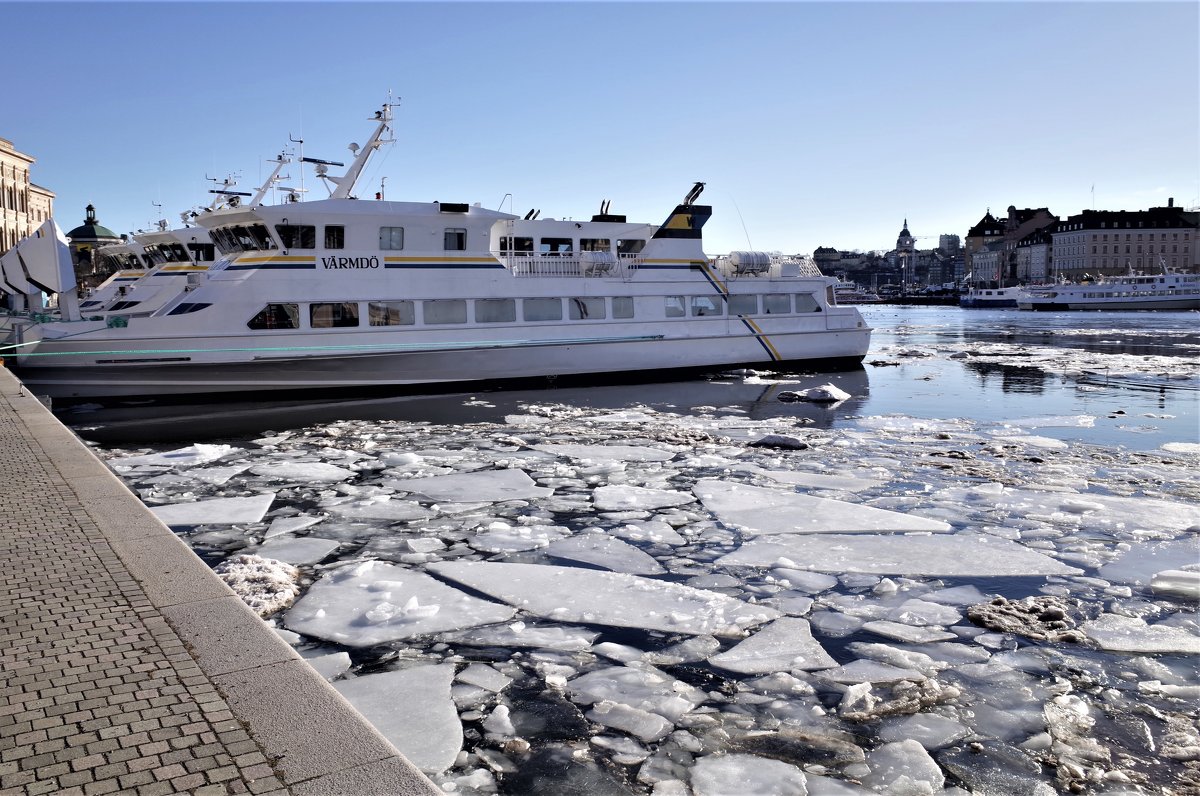 И лёд и солнце Стокгольма - wea *