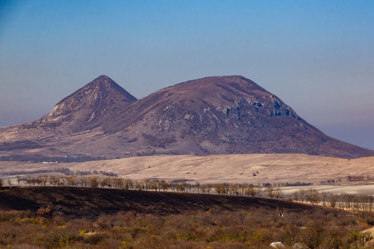 Тес Хем гора верблюд