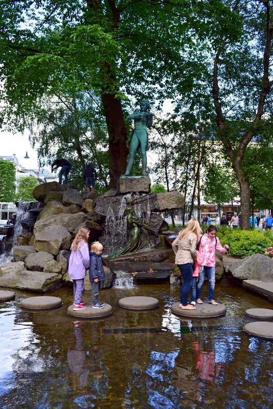 Дорожки на воде - Ольга 