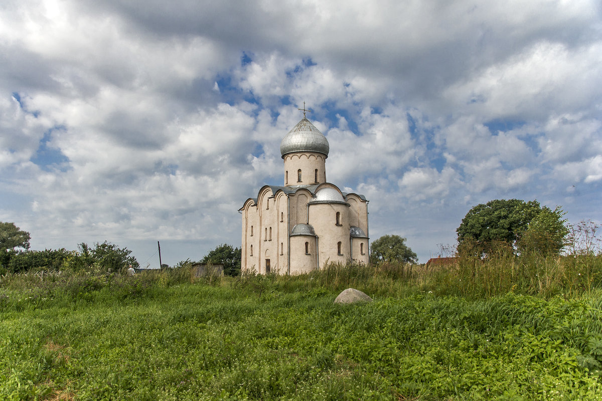 2017.08.17_0559-2 В.Новгород. ц.Спаса на Нередице 1920 - Дед Егор 