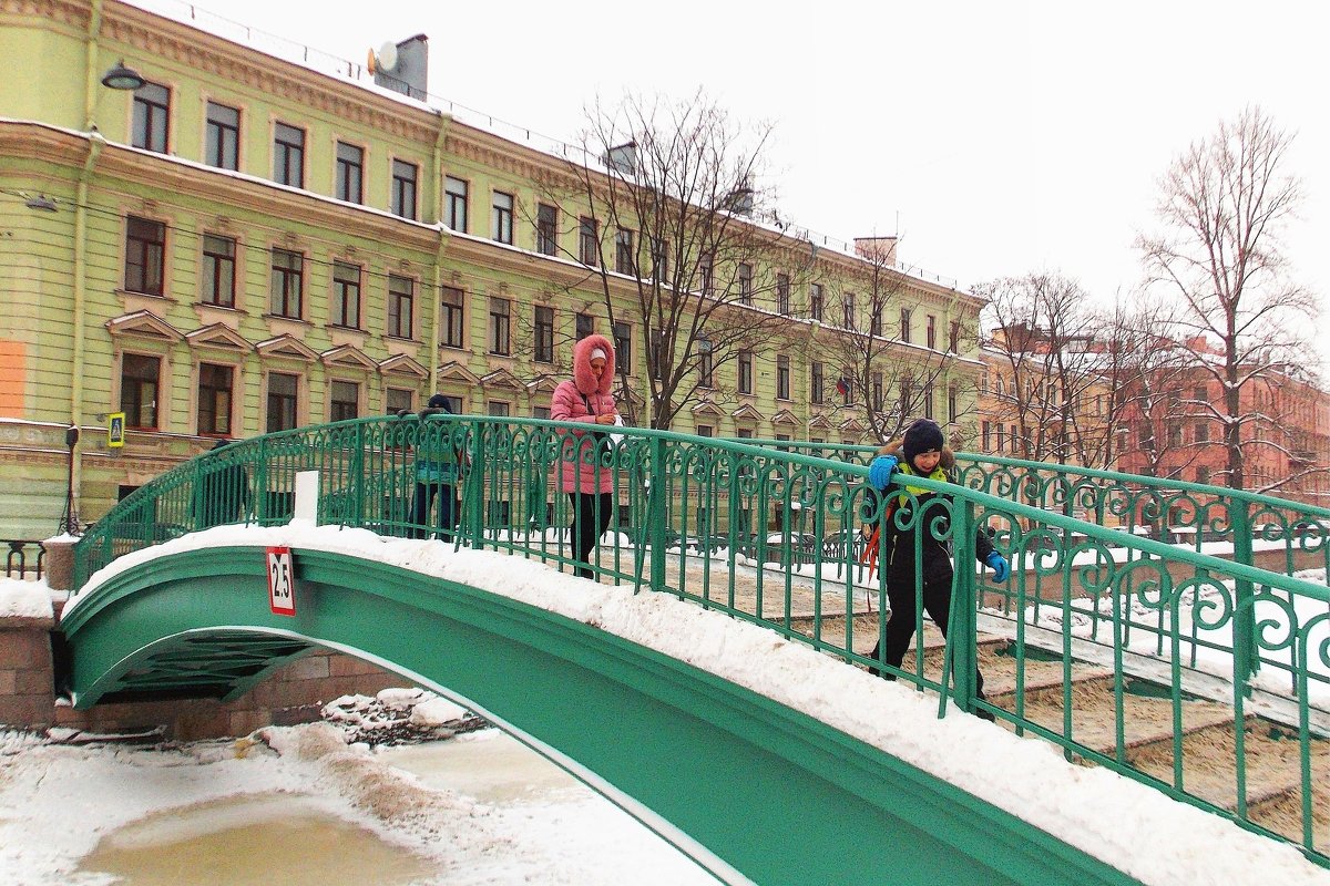 Скользкий мостик у Сенной - Фотогруппа Весна