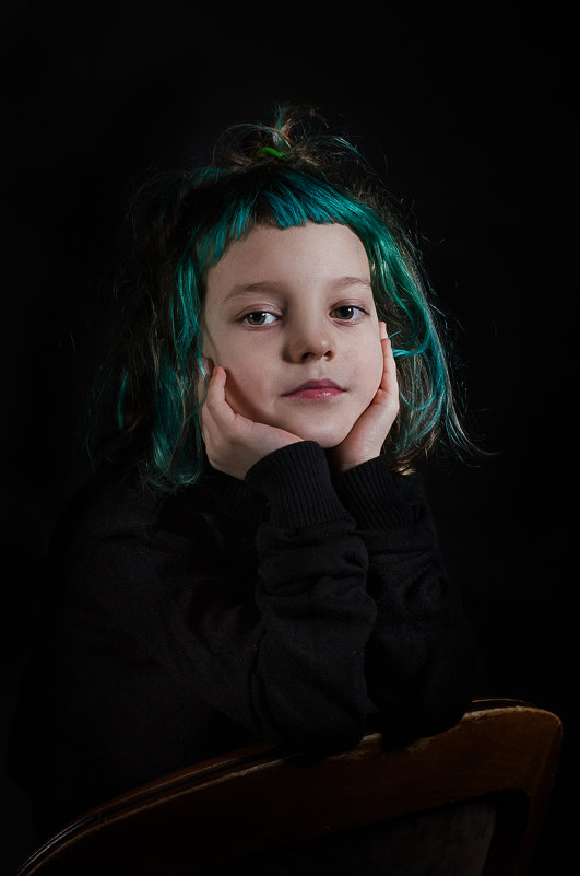 Девочка с зелеными волосами - Tatyana Smit