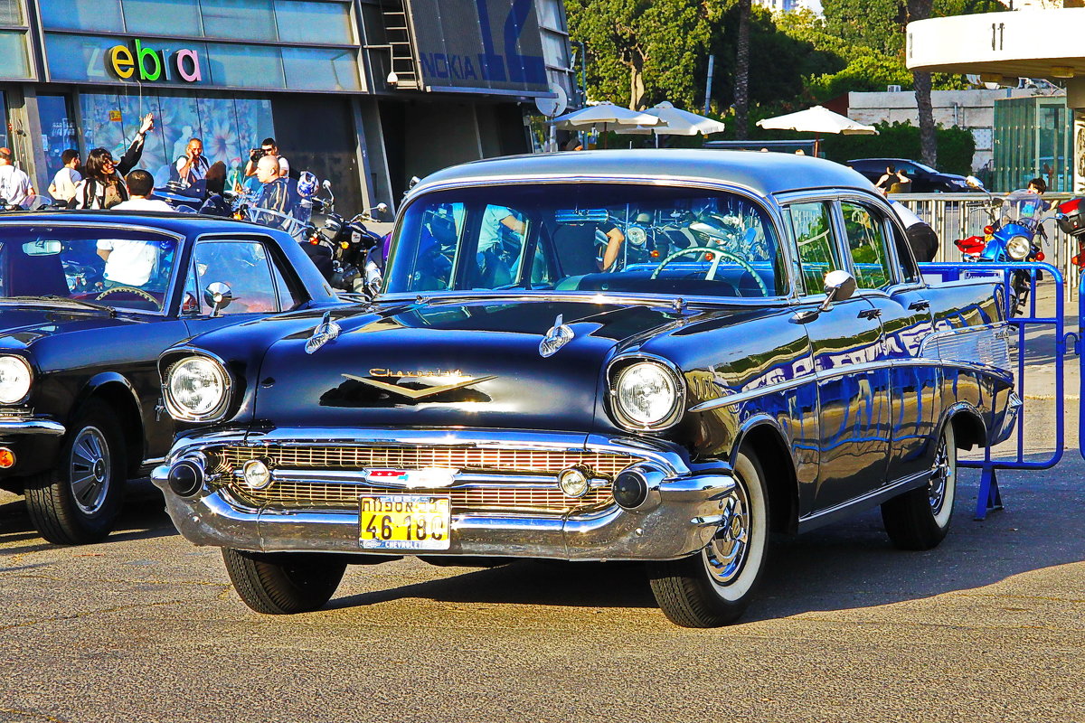 Chevy Bel Air - Icon of STYLE - M Marikfoto