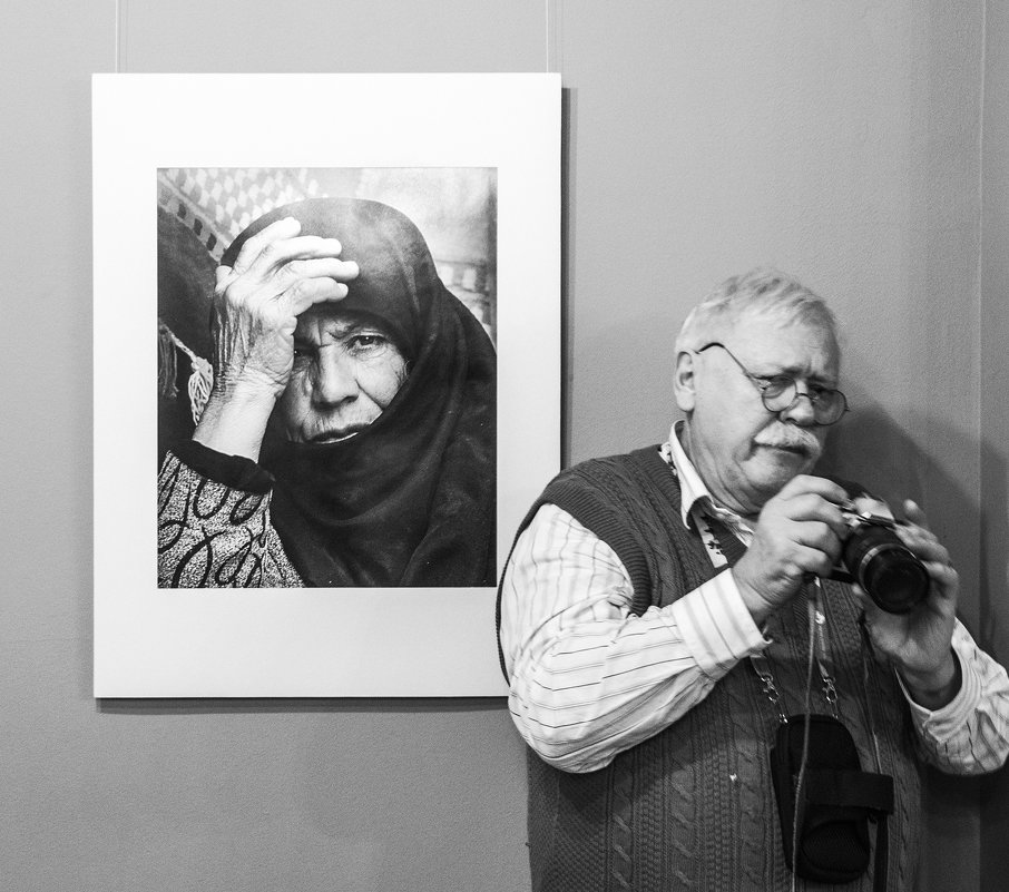 Сергей Лидов - Президент Международной гильдии профессиональных фотографов СМИ России.  Лауреат пре - Юрий Яньков