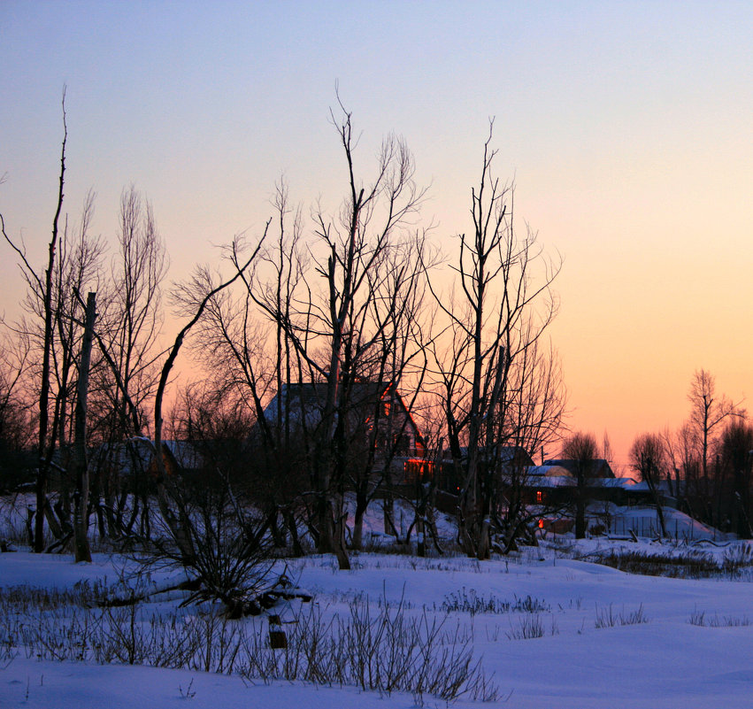 Синий снег, черный лес... горизонта закатное пламя... - Евгений Юрков