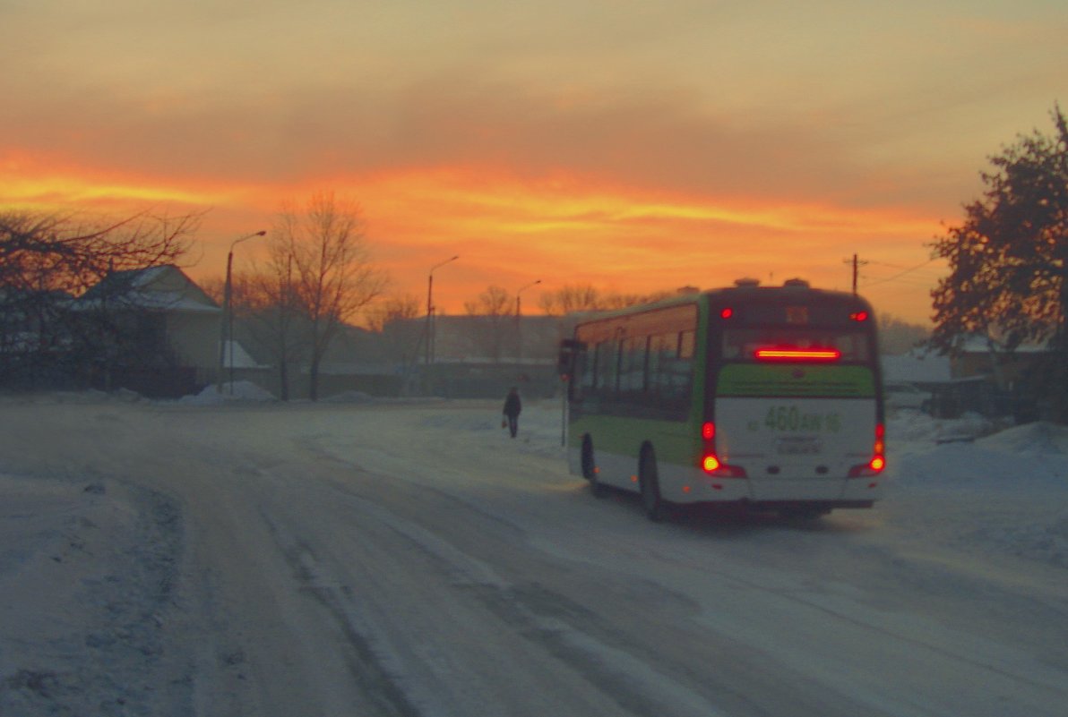 Утренний автобус - Aндрей Антонов