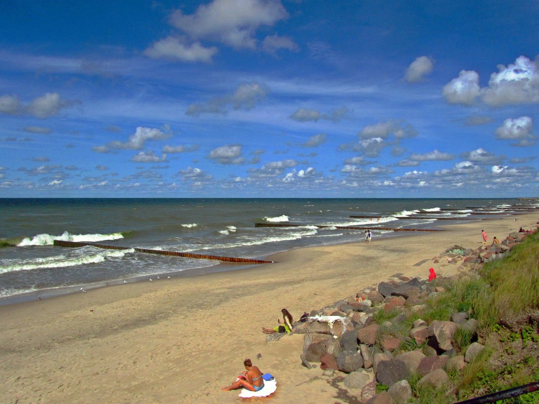 Августовский пляж - Сергей Карачин