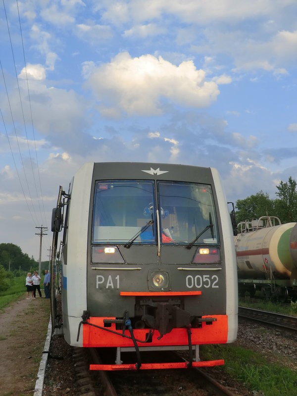 РЖД. Остановка рельсового автобуса в Русаново  на границе Тверщины и Псковщины... - Владимир Павлов