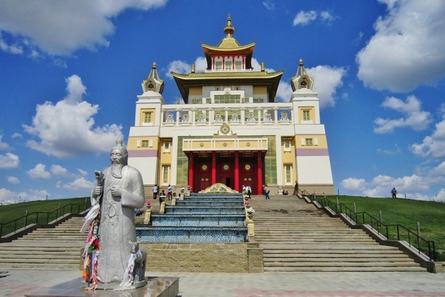 «Золотая обитель Будды Шакьямуни» в Элисте - Елена (ЛенаРа)