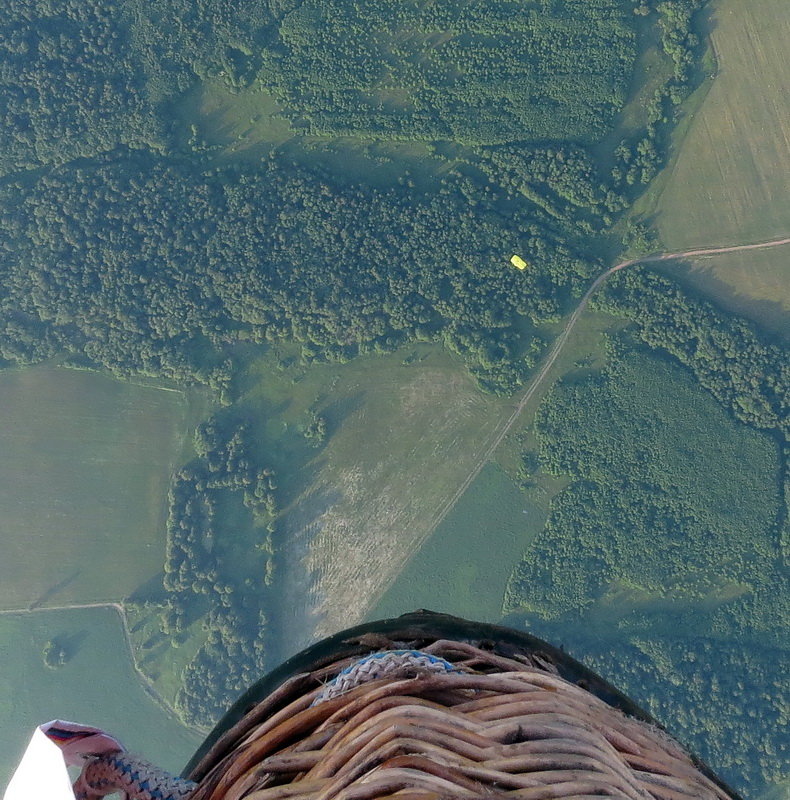 Прыжки над Плещеевым озером. Желтый парашютик у Земли - Марина Морозова