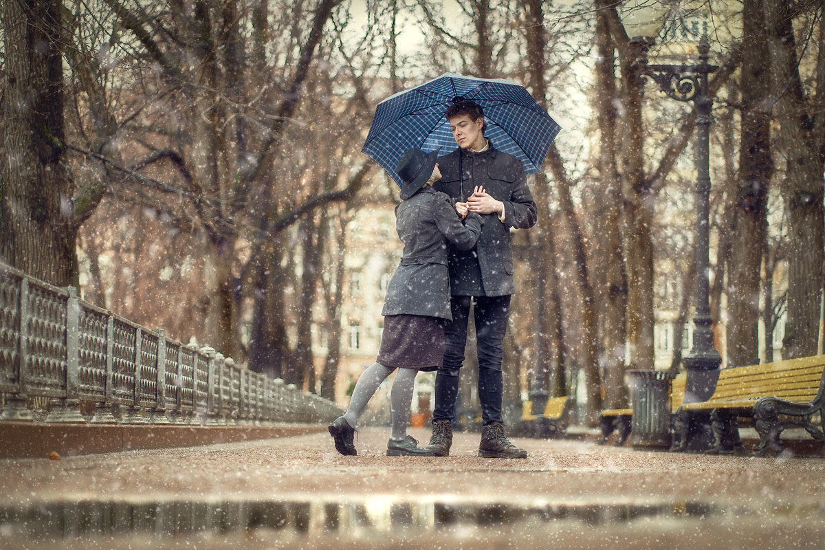 Под зонтом - Андрей Бондаренко