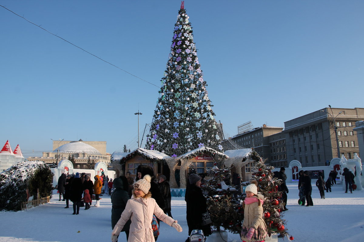 Городская ёлка. Новосибирск 2019 - Олег Афанасьевич Сергеев